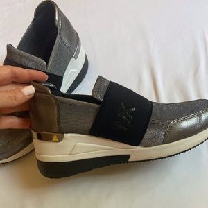 Michael Kors -MK wedge sneaker- sz 7